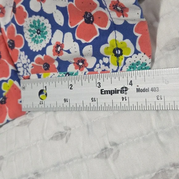 Brighten Up Your Spring/summer Wardrobe With 3 Pretty Size 10 Shorts Crown & Ivy - Picture 6 of 13